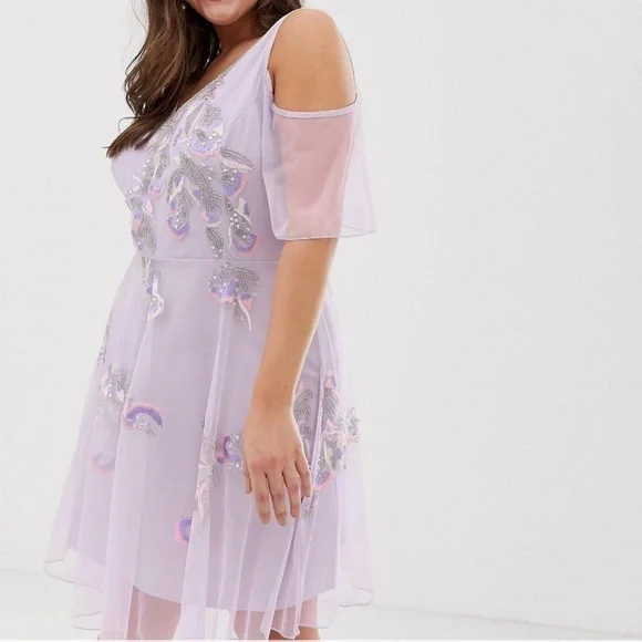 Asos Curve embroidered embellished dress plus 18 - Picture 2 of 7